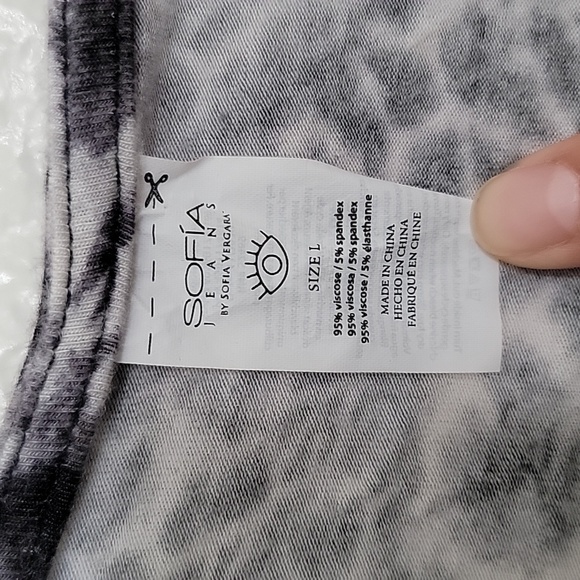 EUC Sofia Jeans by Sofia Vergara Women’s Cap Sleeve Twist Front Bodysuit Large - Picture 5 of 7